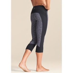 Athleta Tangram Capri Pant